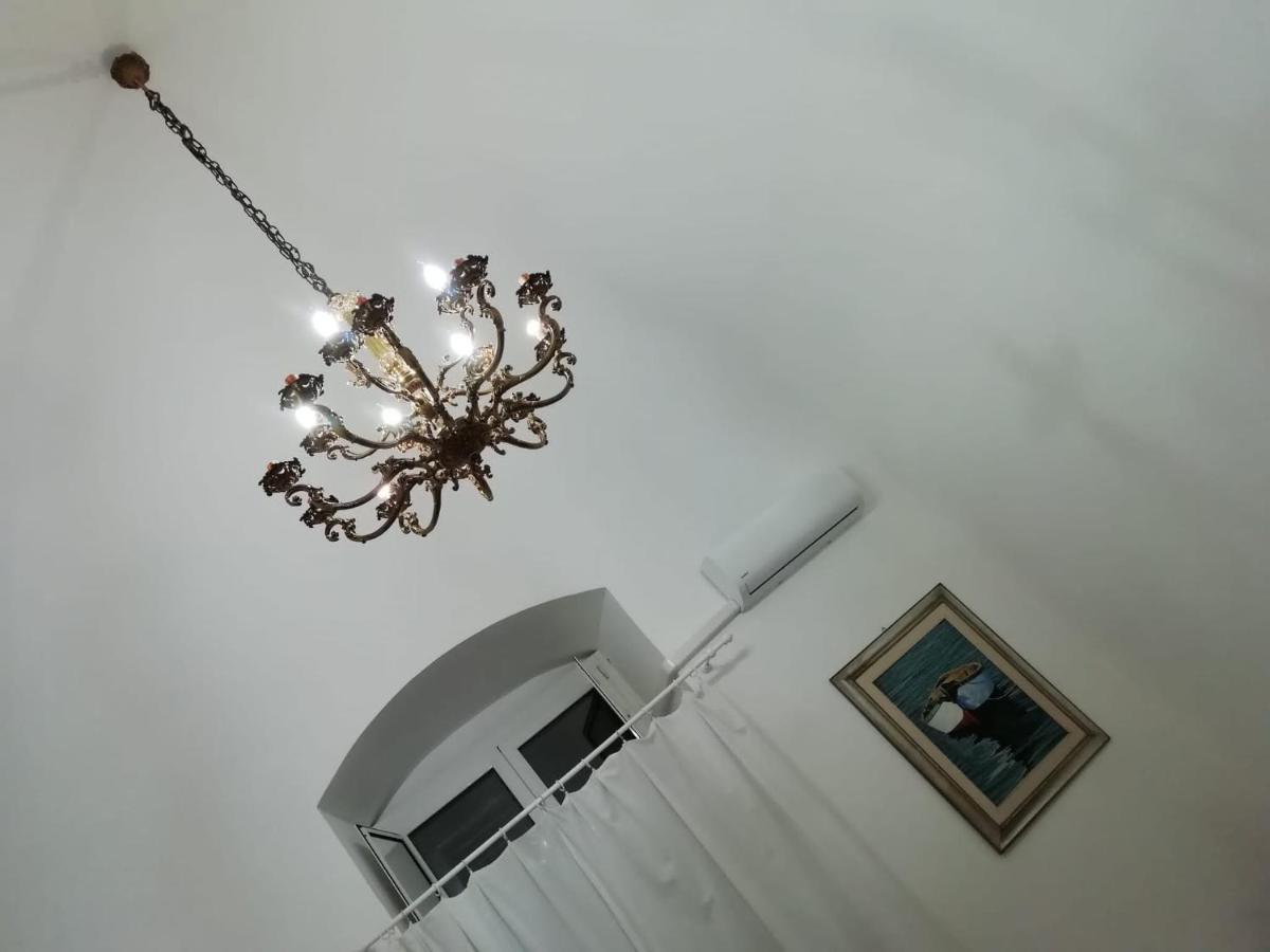 Rosso Quintino Apartment Bari Ngoại thất bức ảnh
